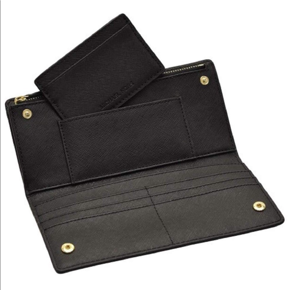 NWT Michael Kors Signature Jet Setter Wallet - Picture 3 of 5